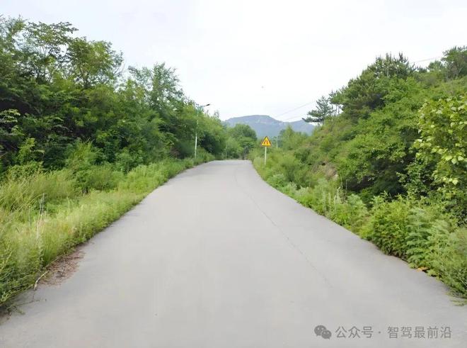 為什么無(wú)法在農村道路實(shí)現自動(dòng)駕駛？